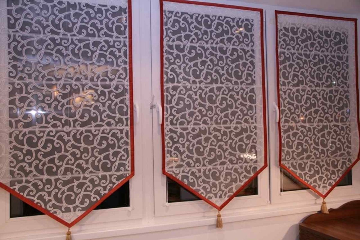 Шторы на балкон от солнца