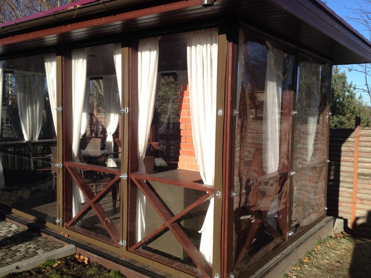 Шторы ПВХ для беседок и веранд