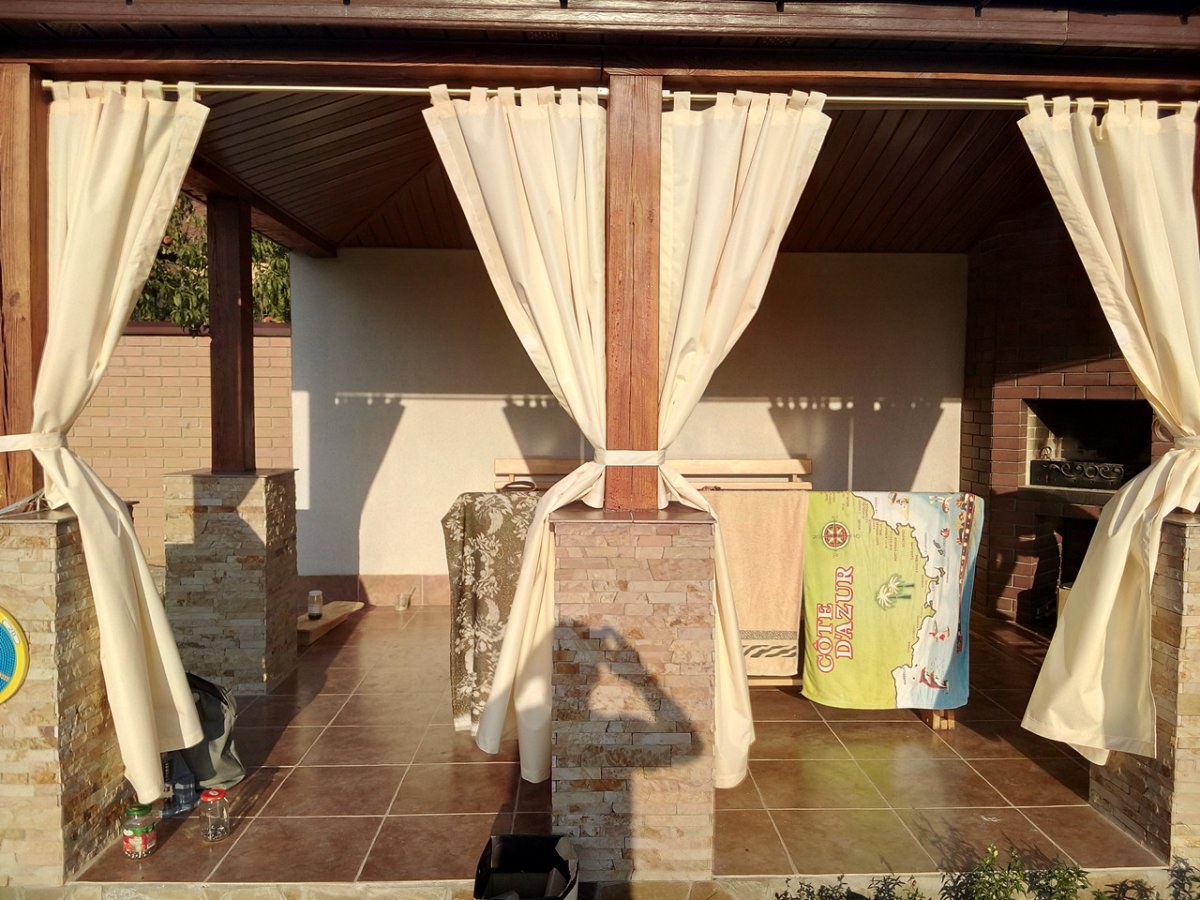 Уличные шторы для открытой веранды