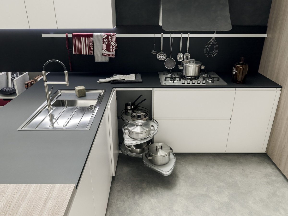 Кухня серая матовая Fenix NTM