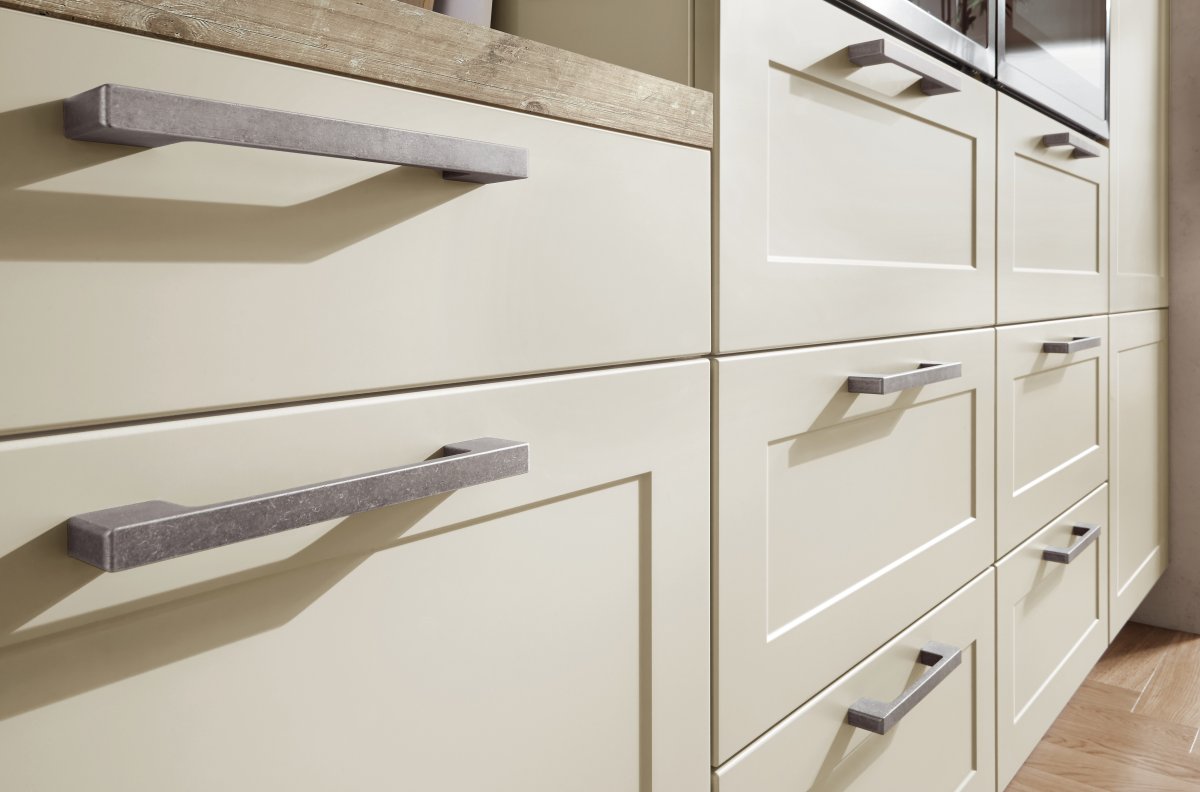 Кухонные фасады с ручками