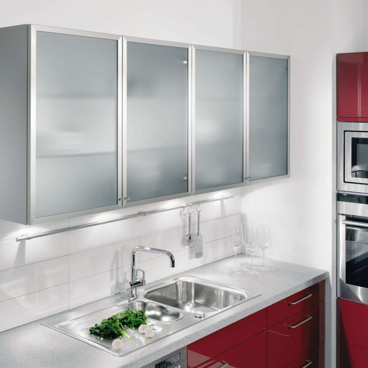 Кухня с матовым стеклом