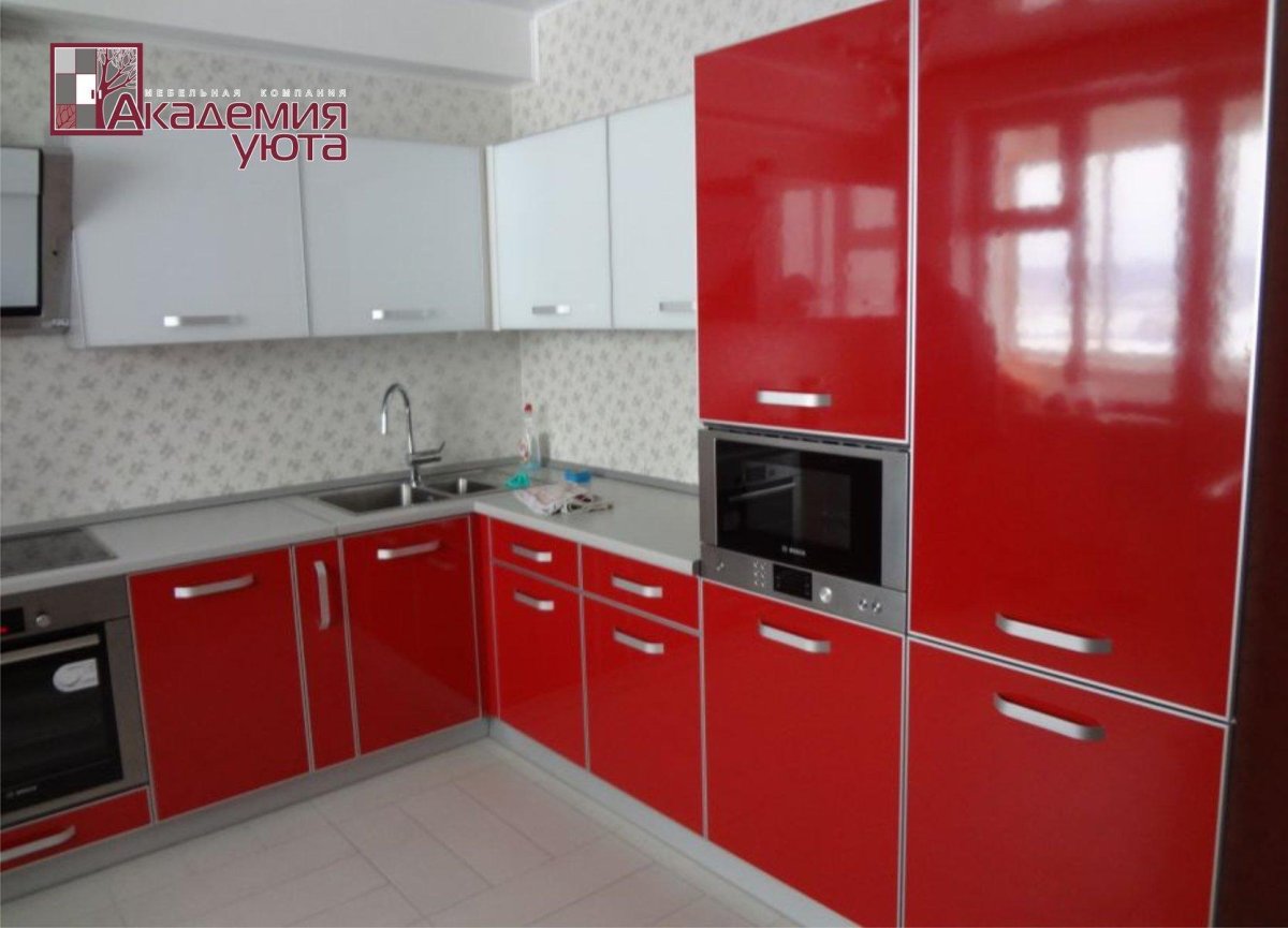 Пластиковые фасады в алюминиевой рамке