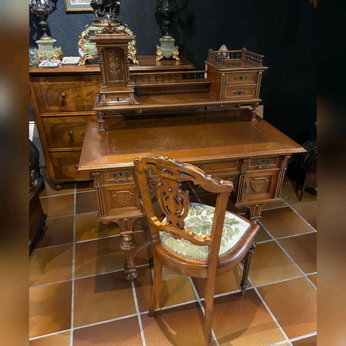 Стол бюро антикварный