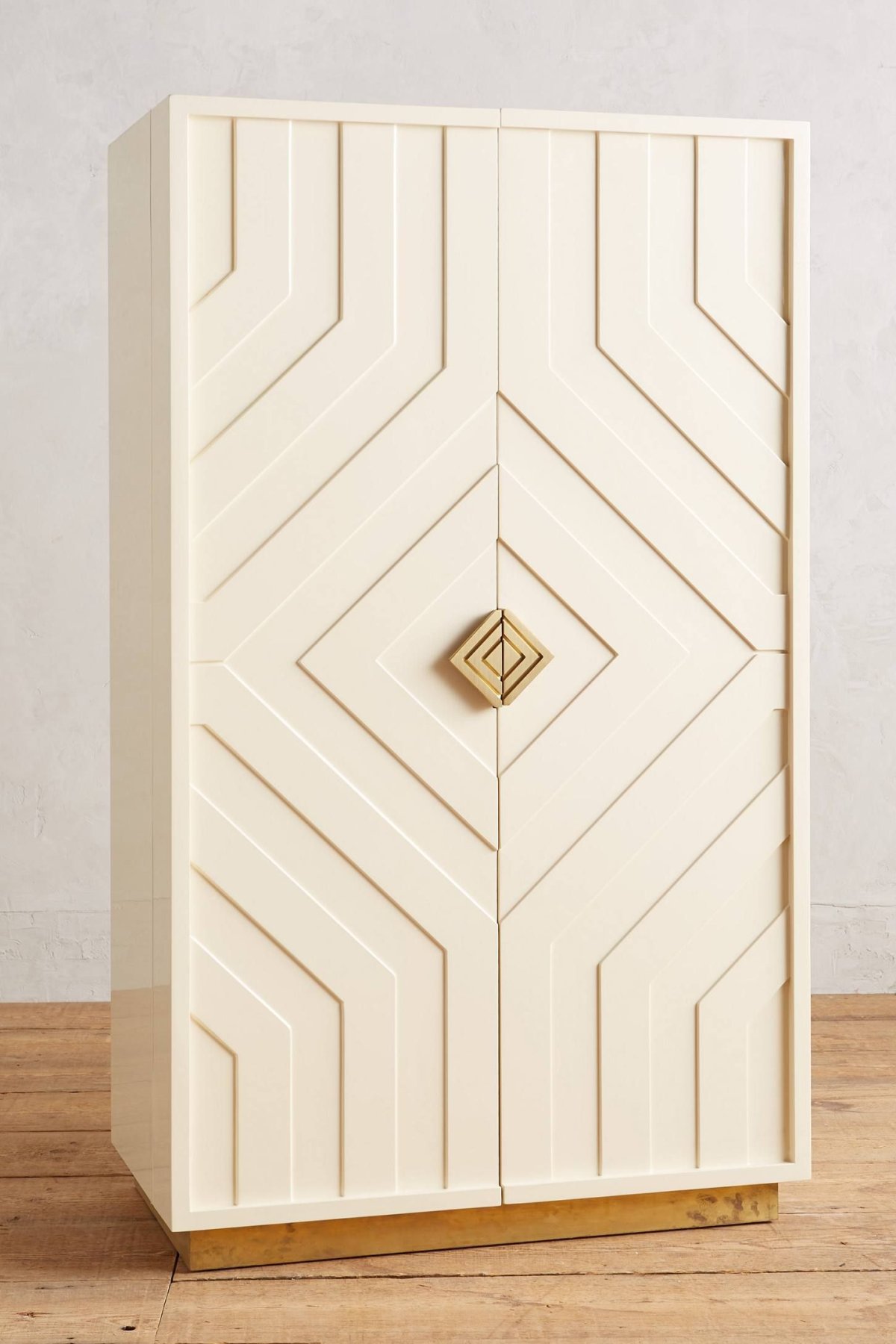 Необычные двери для шкафа