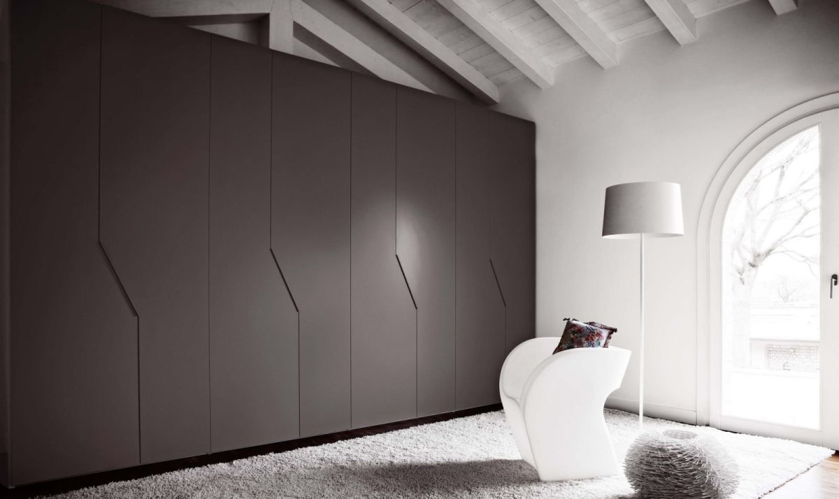 Шкаф в современном стиле