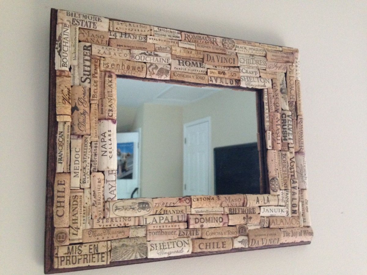 Декор деревянной рамы для зеркала