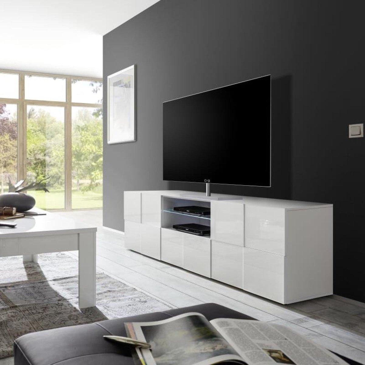 Подвесная тумба под телевизор