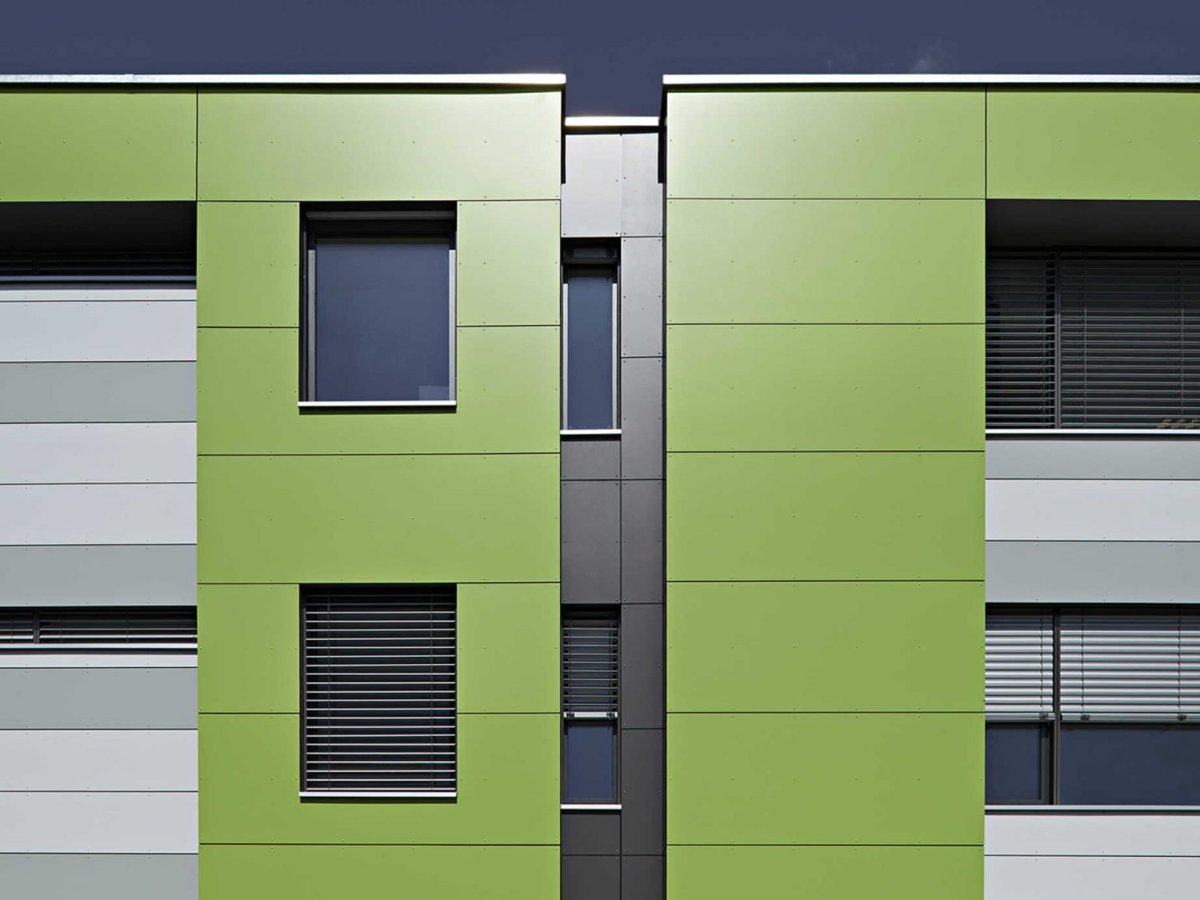 Вентилируемый фасад линеарные панели