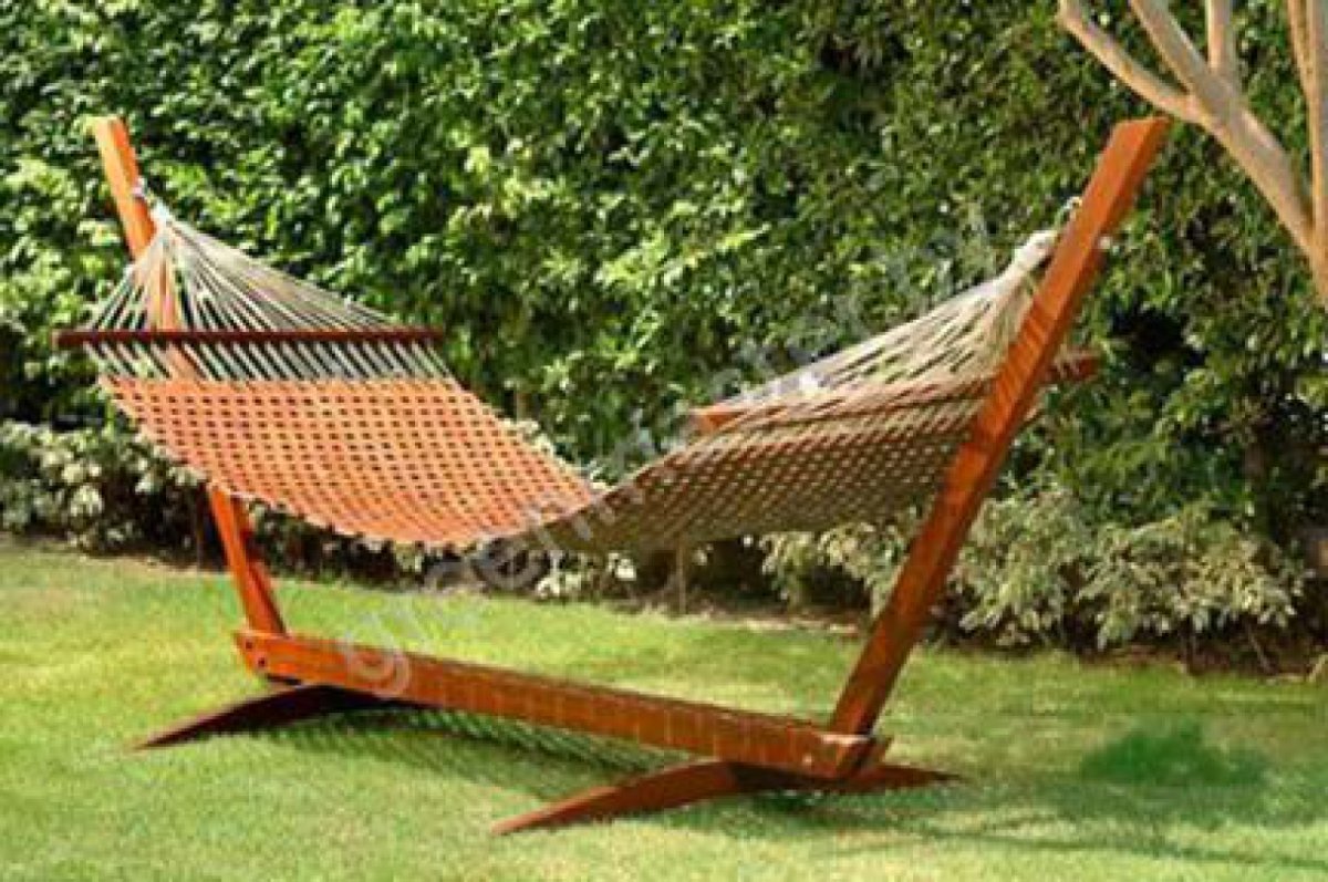 Гамак из дерева
