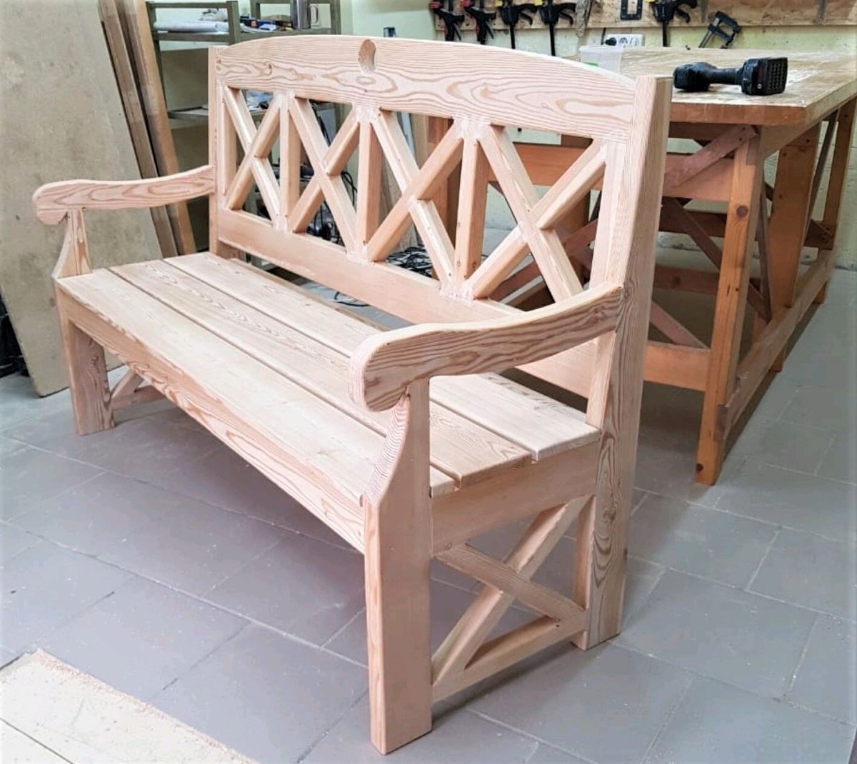 Лавочки из дерева