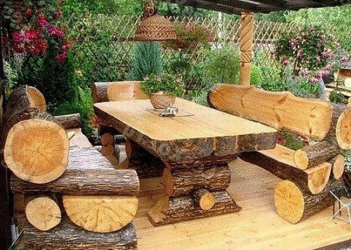Садовая мебель из бревна
