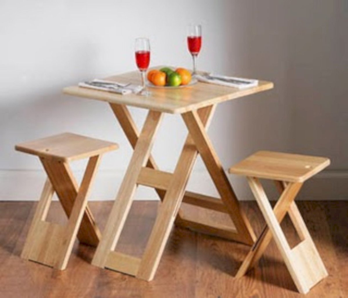 Столик складной деревянный