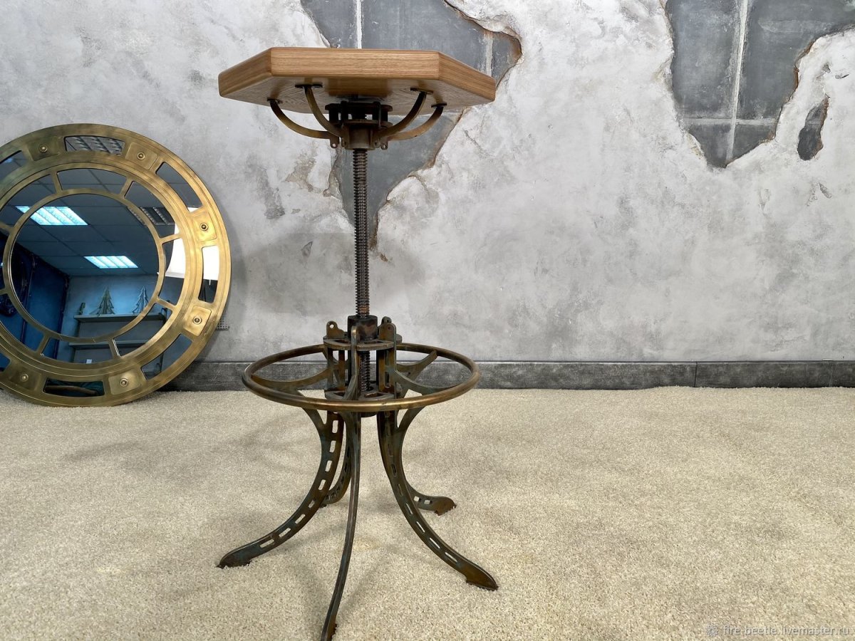 Табурет винтовой барный