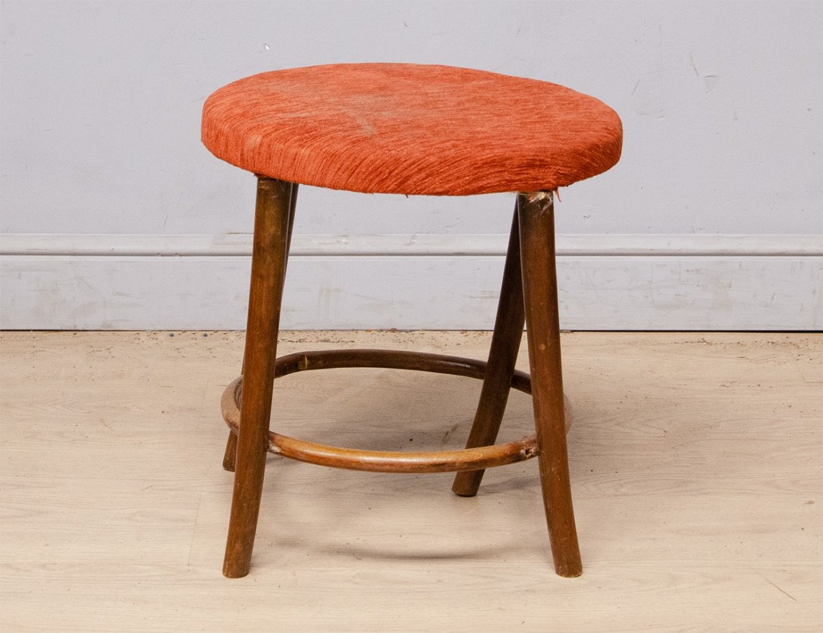 Винтажный табурет