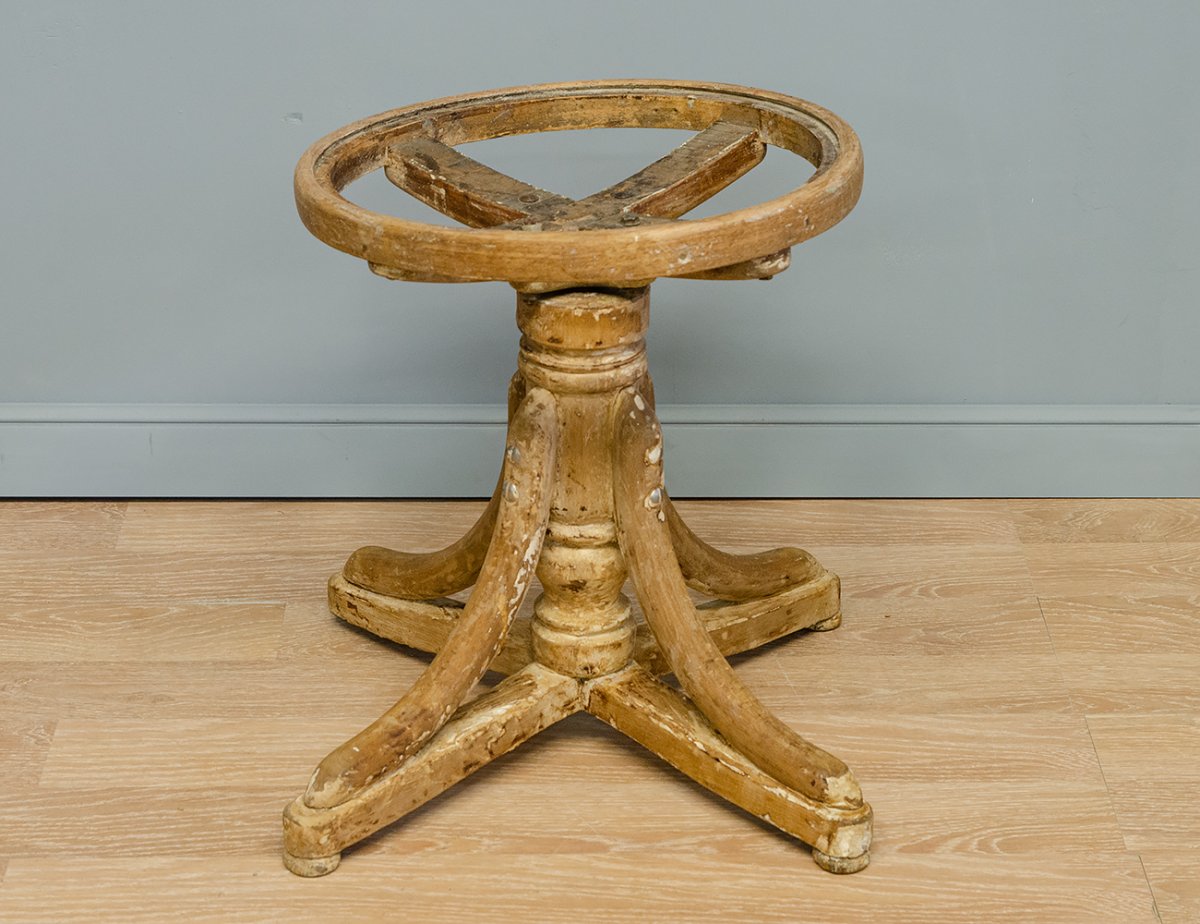 Антикварный винтовой табурет Германия