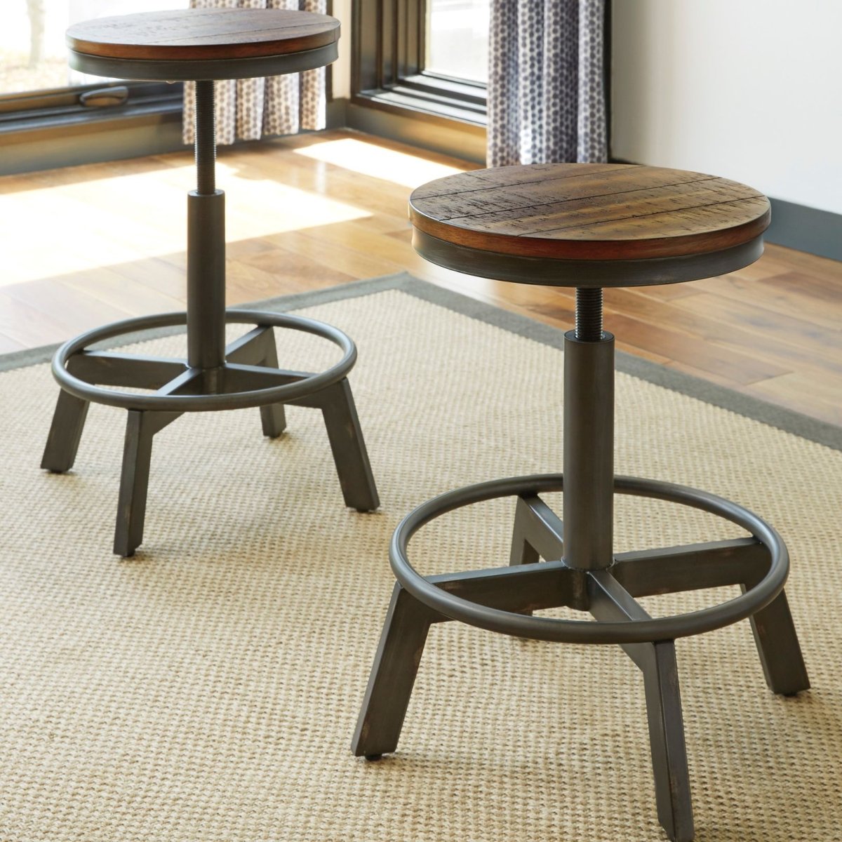 Барный стул винтовой