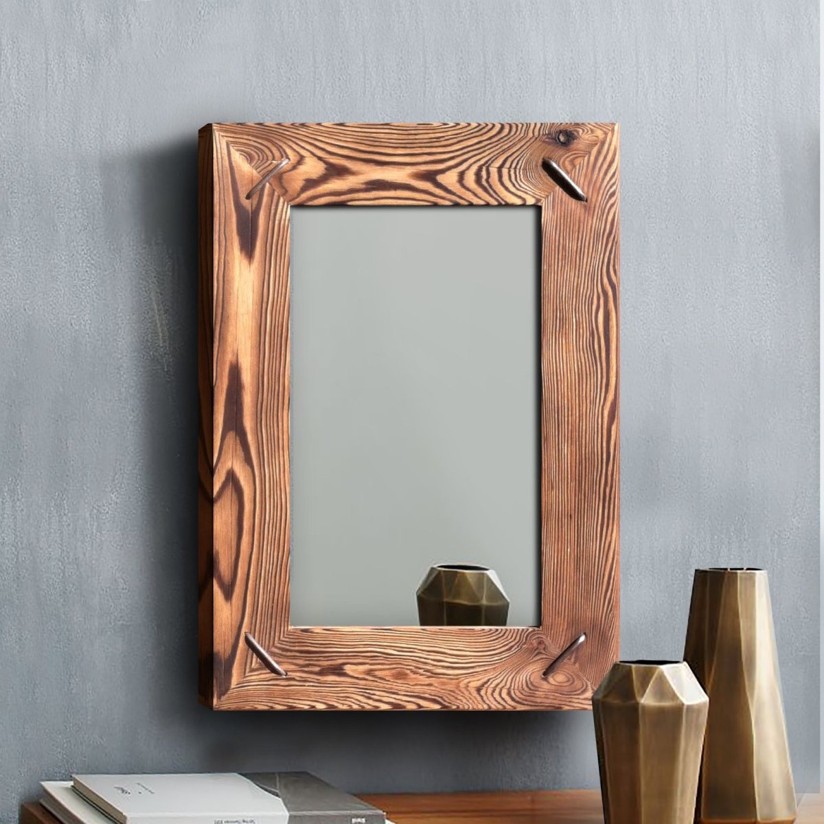 Деревянная рамка для зеркала