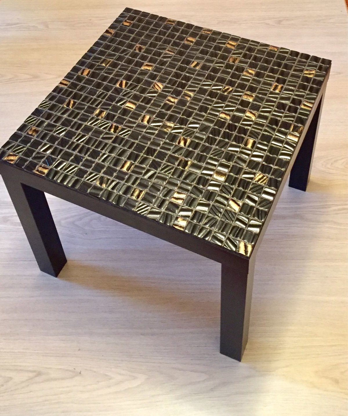 Декор старого журнального столика