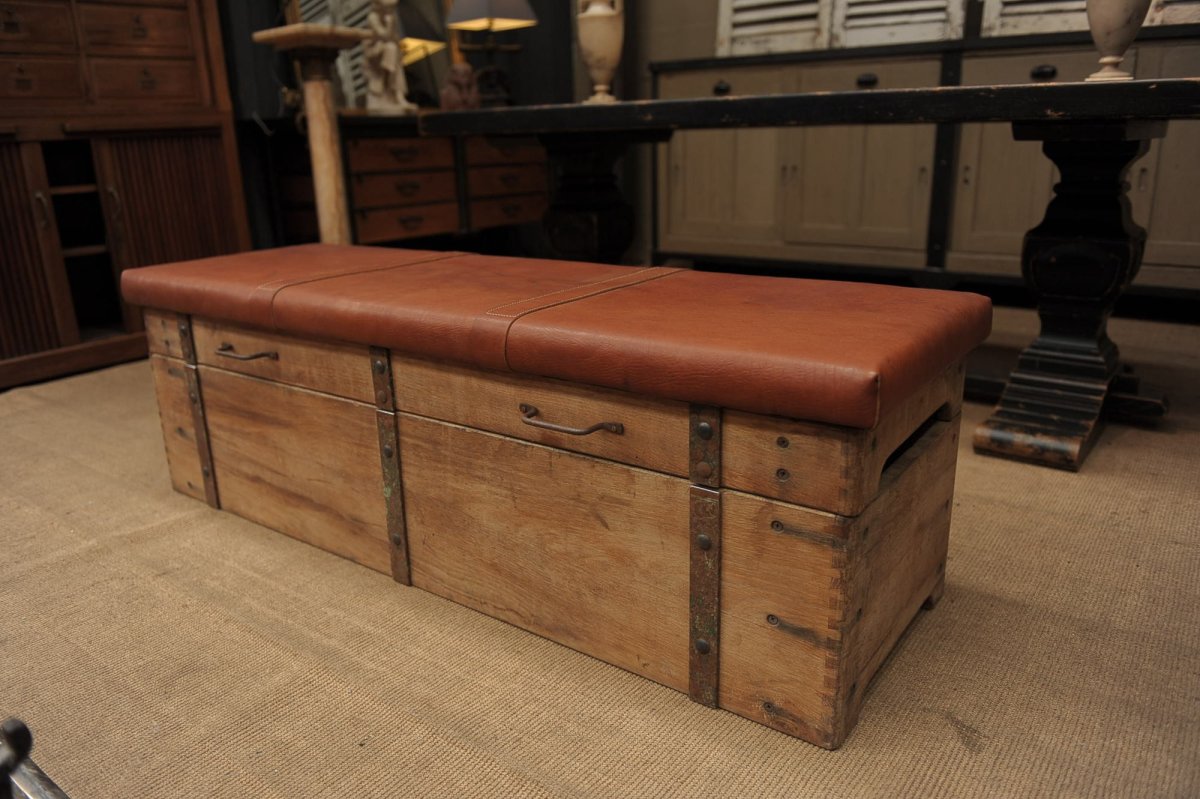 Сундук в стиле лофт