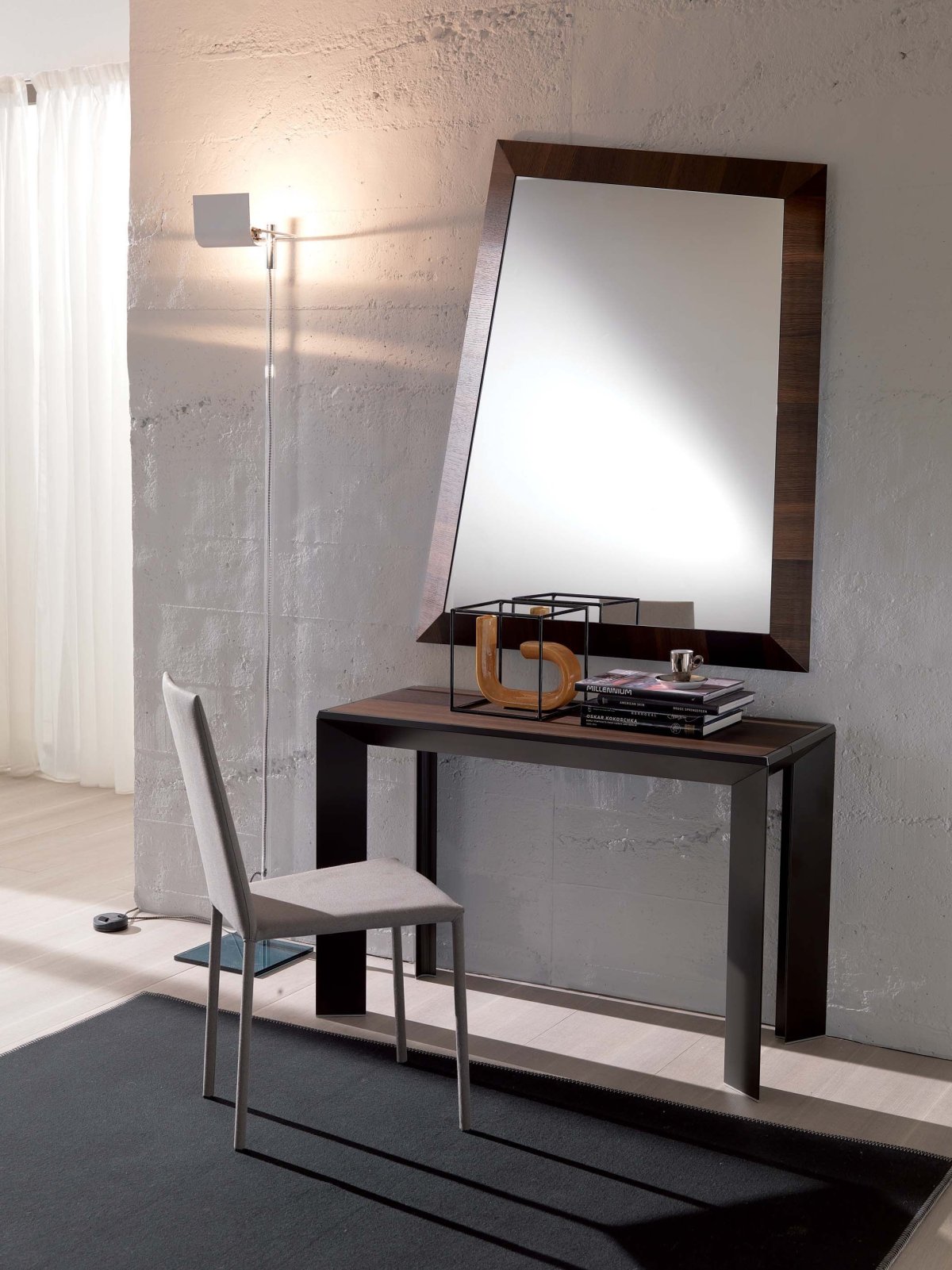 Стол-консоль раздвижной фабрика Спиди Италия