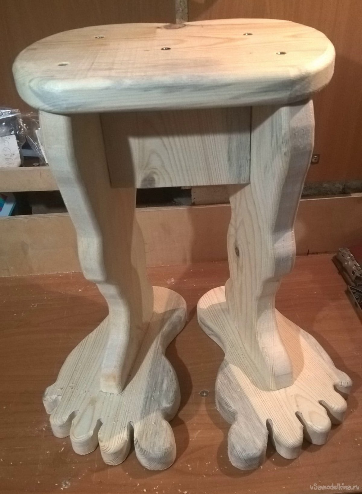 Оригинальные табуретки