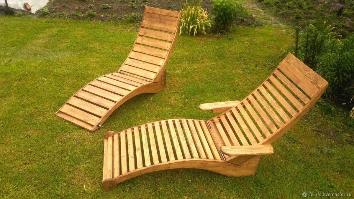 Шезлонг для дачи деревянный