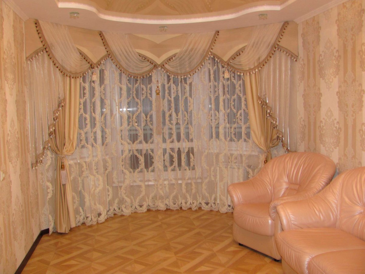 Занавески с ламбрекеном