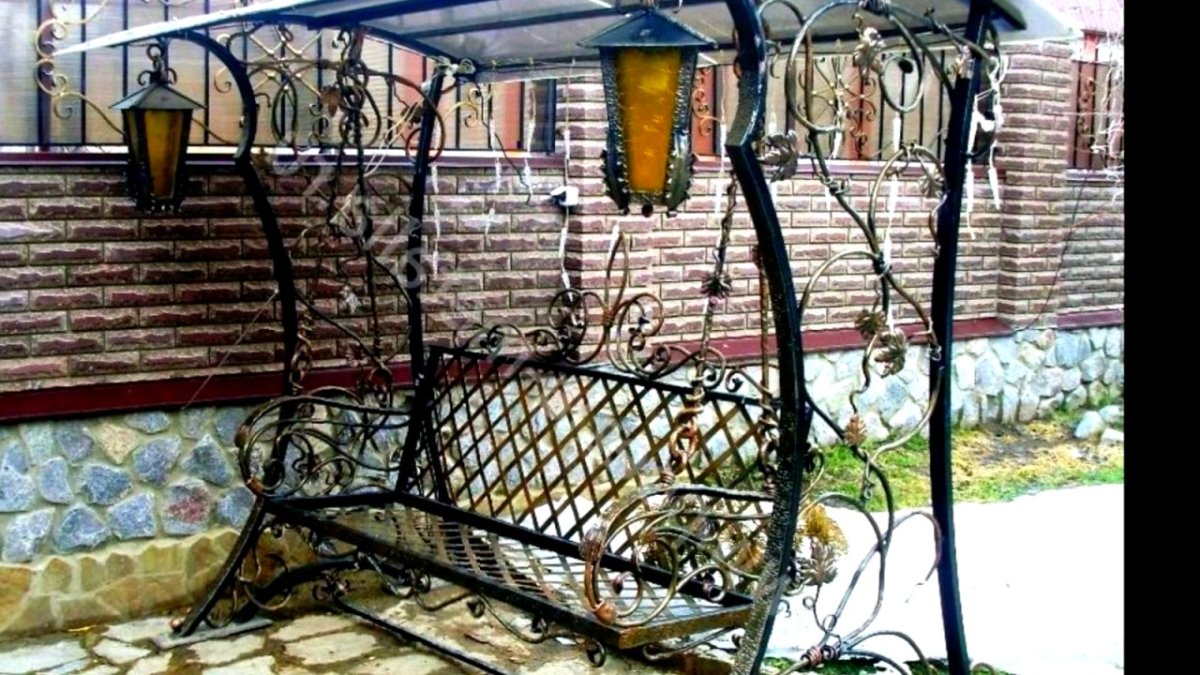 Качели садовые из металла