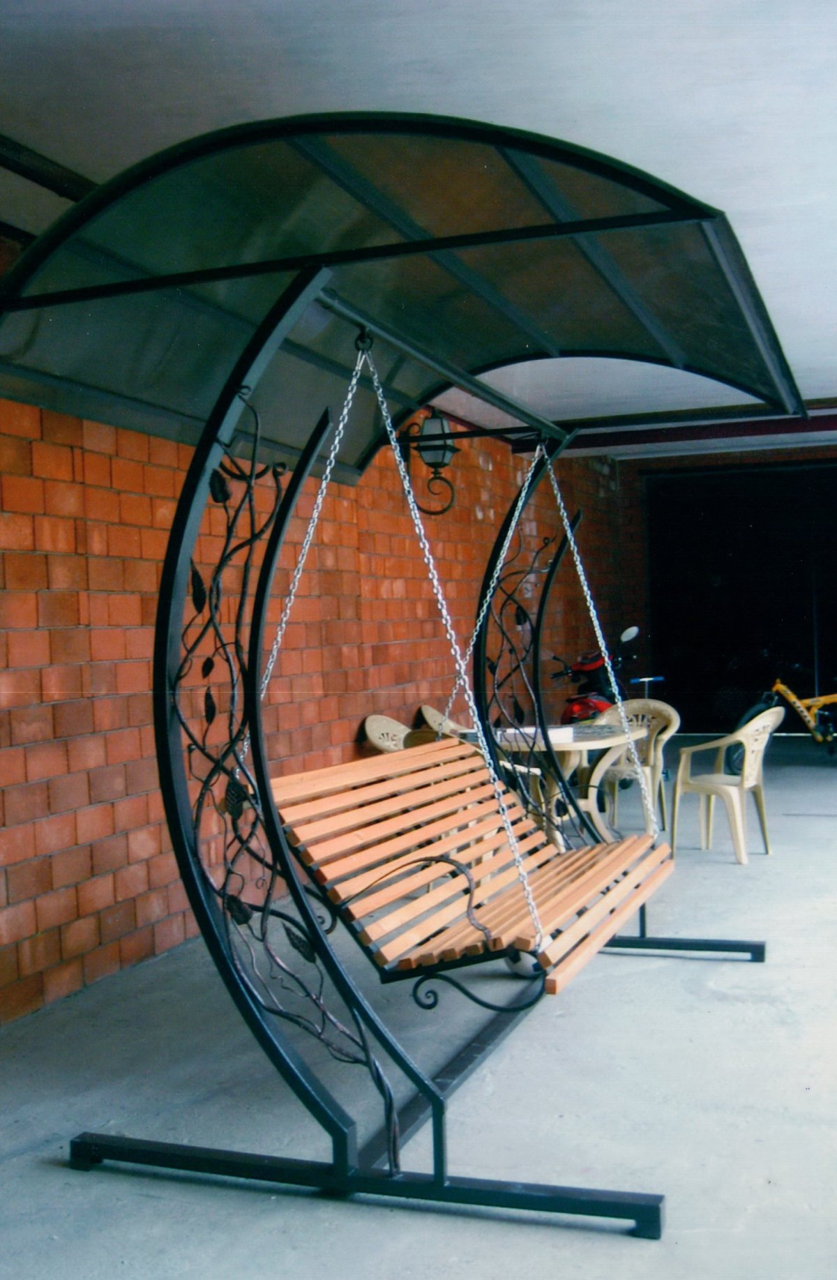 Кованная качеля