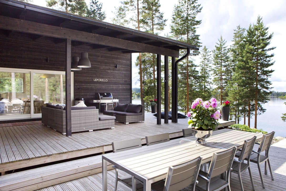 Одноэтажный дом Хонка с террасой