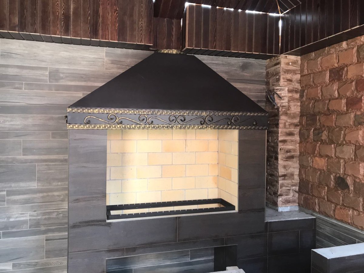 Дымосборник над мангалом