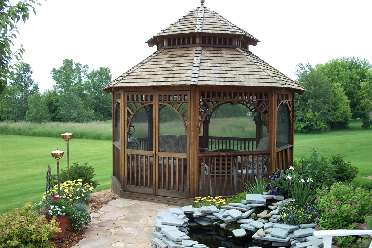 Беседка деревянная