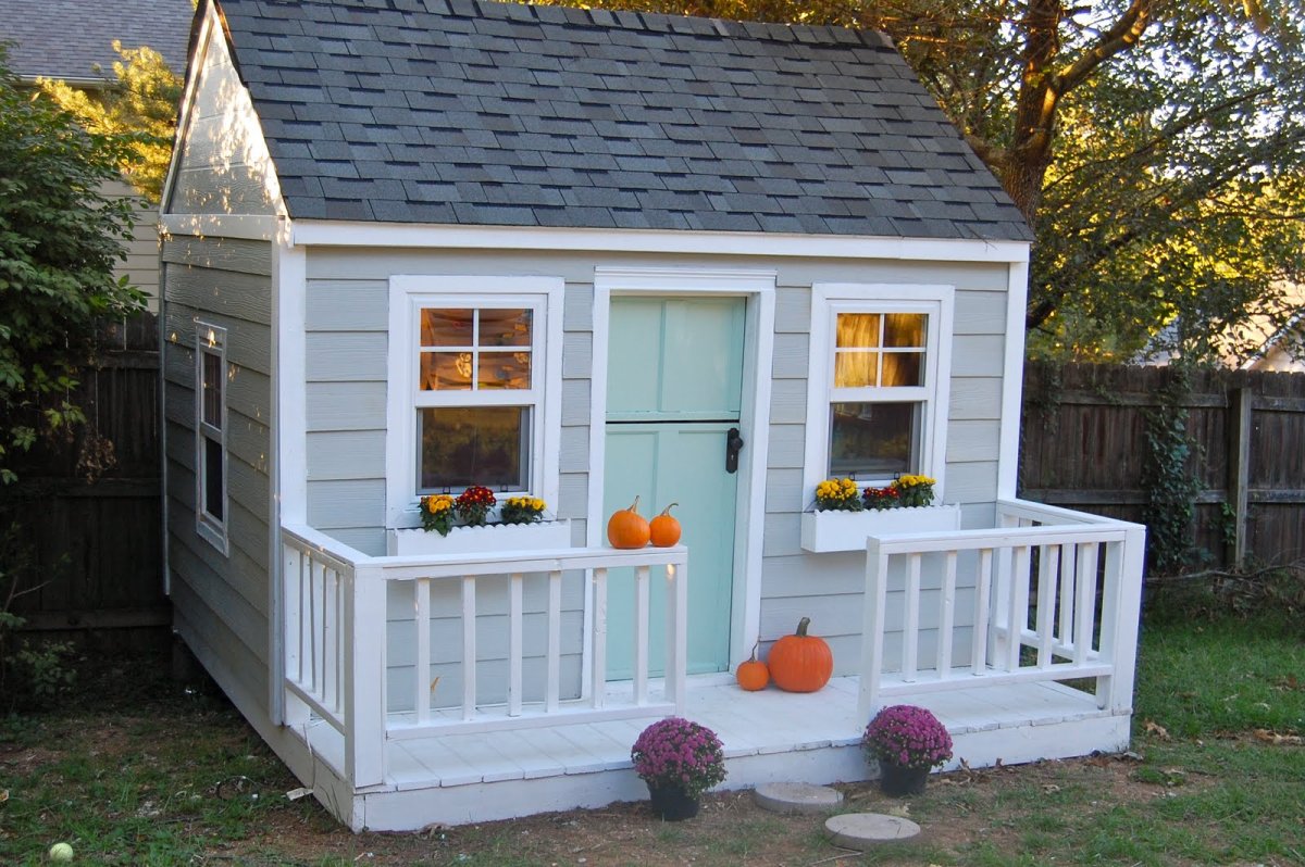 Детский домик для дачи