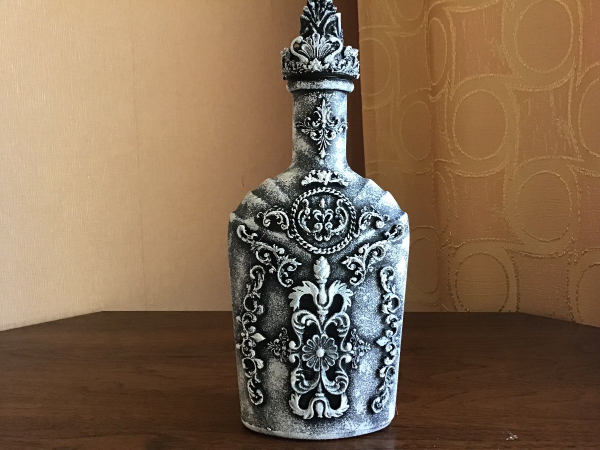Декор бутылок под металл