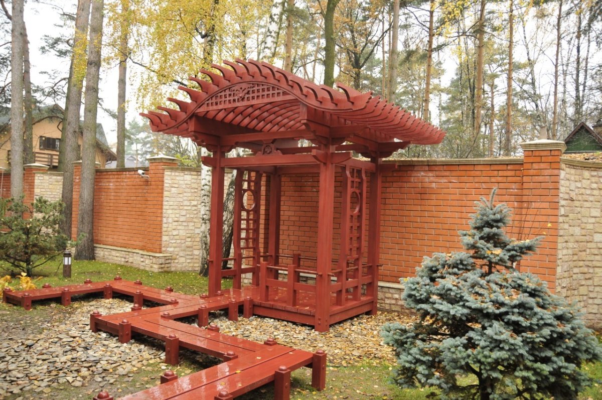 Беседка в японском стиле