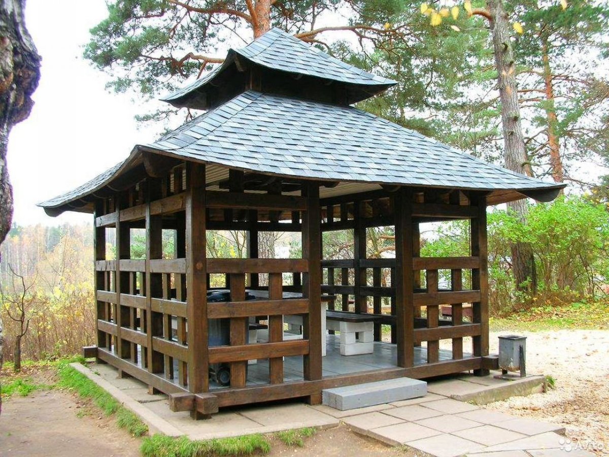 Беседка в стиле пагода Япония