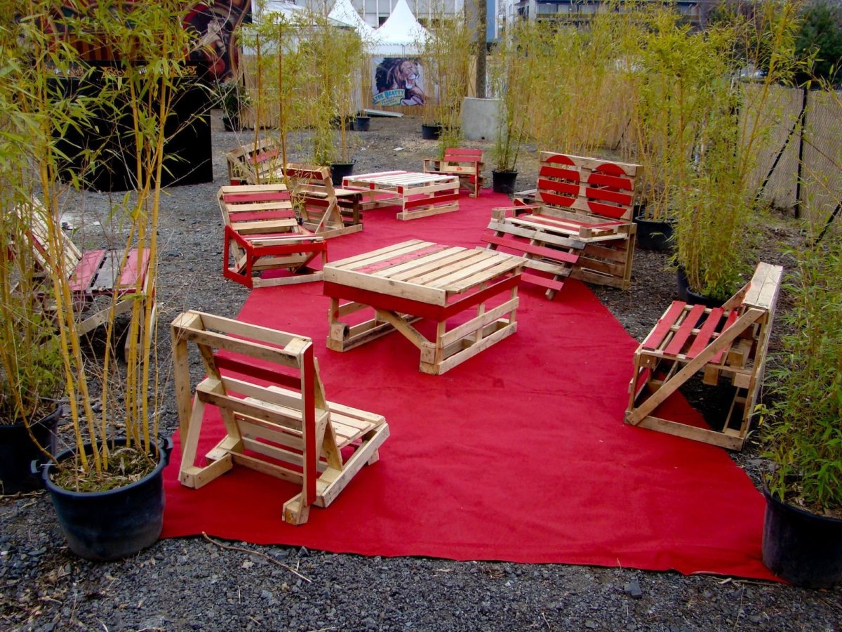 Дачная мебель из поддонов