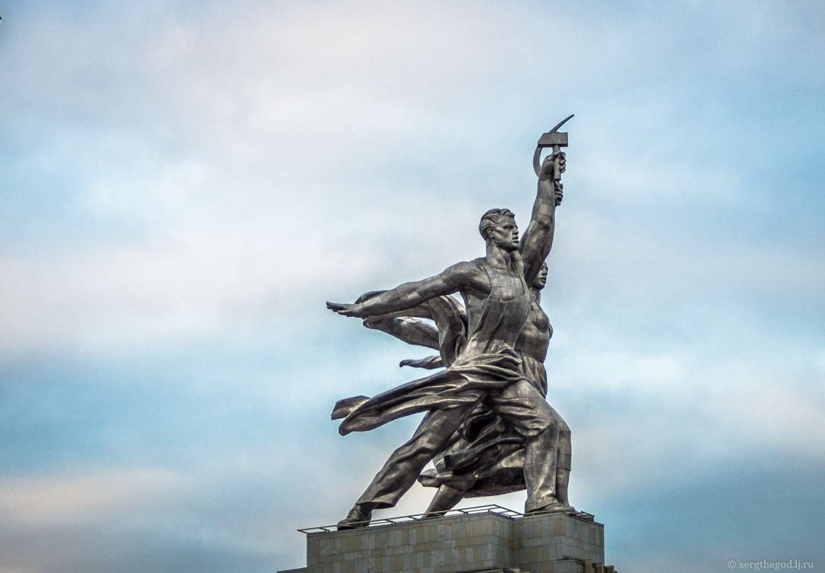Монументальные скульптуры России