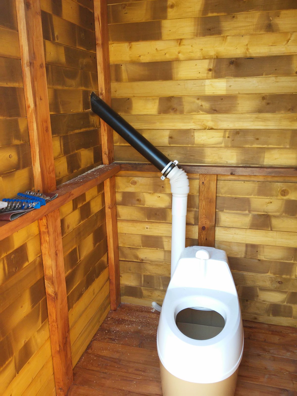 Монтаж торфяного биотуалета питеко 505