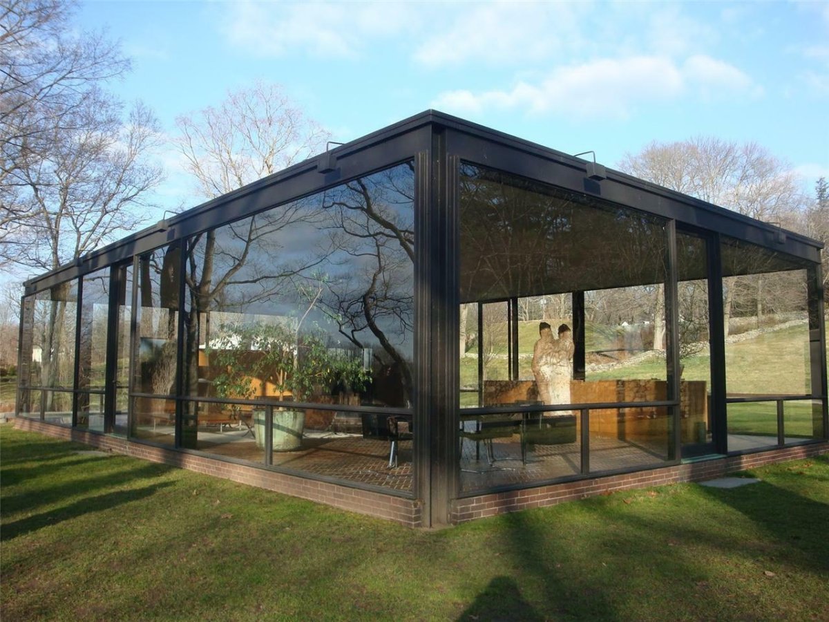 Дом из стекла Glass House, 2021