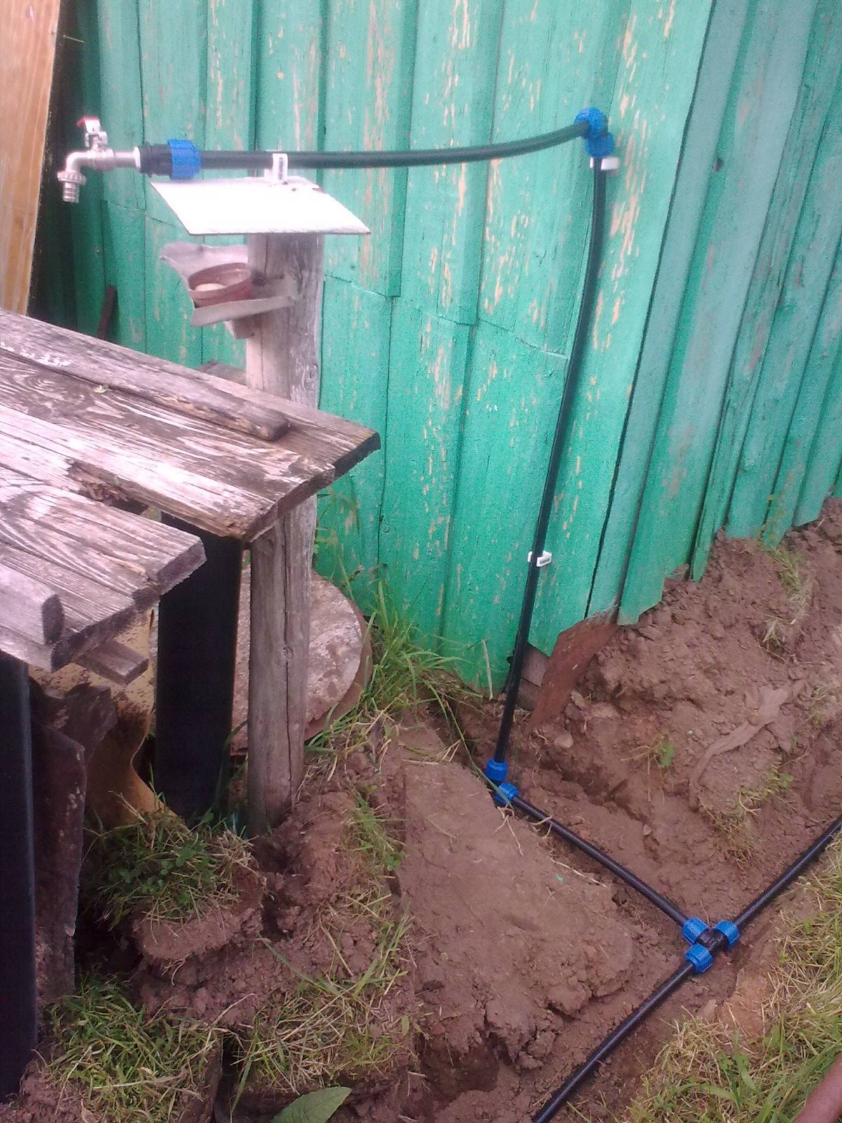 Летний водопровод в дом на даче