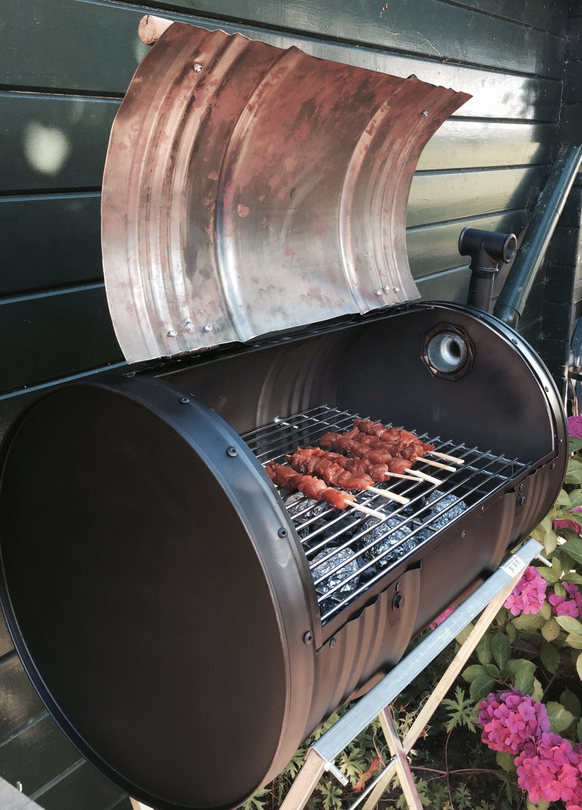 Крышка для мангала из бочки