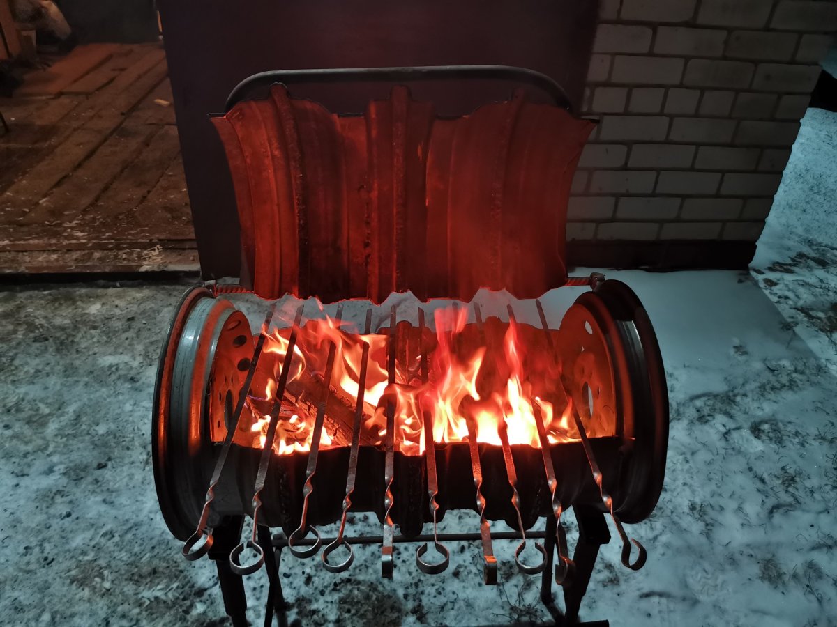 Мангал с бочки 200 литров