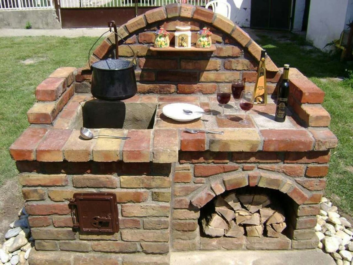 Уличная печь из кирпича