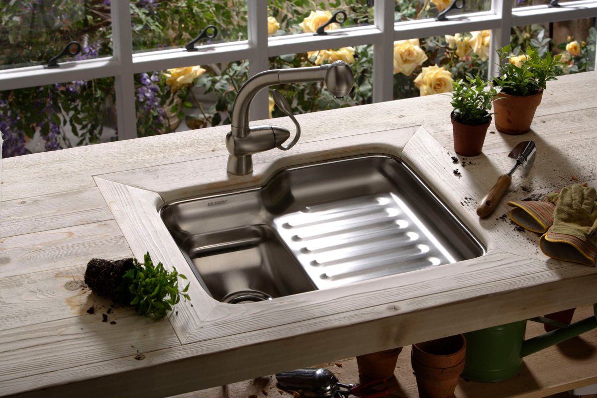 Мойка для посуды на даче