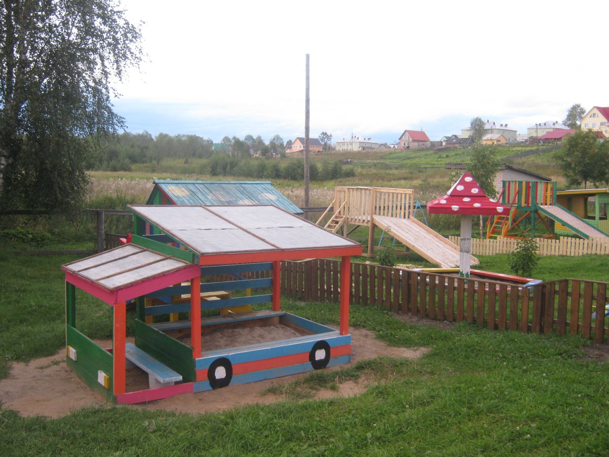 Беседка в садике