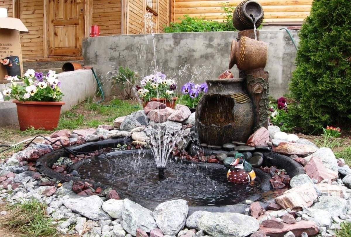 Фонтанчик на даче