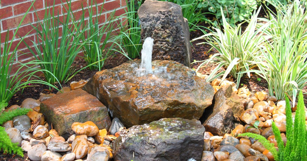 Фонтанчик на даче