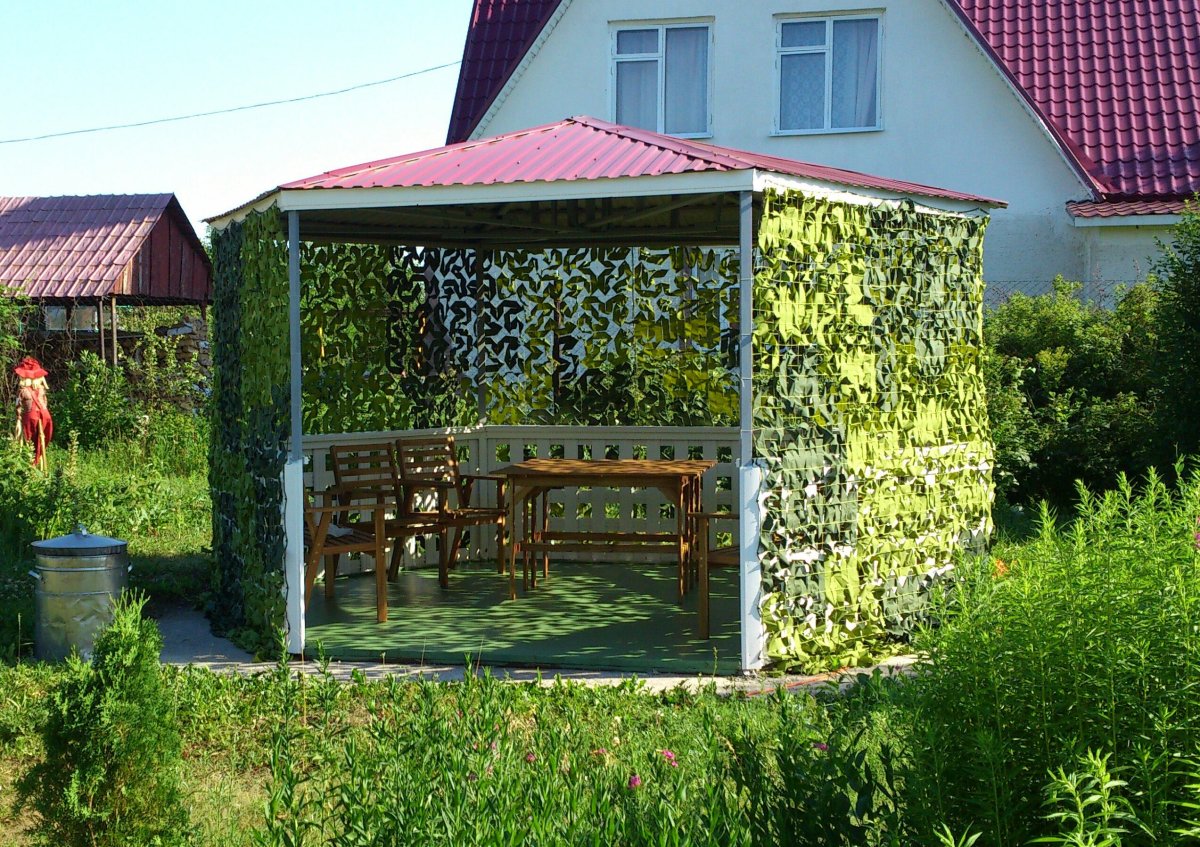 Затеняющая сетка для беседки